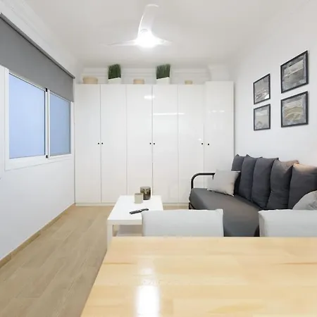 Estudio En Playa De Canteras Daire *